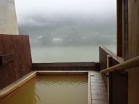 川霧と露天風呂